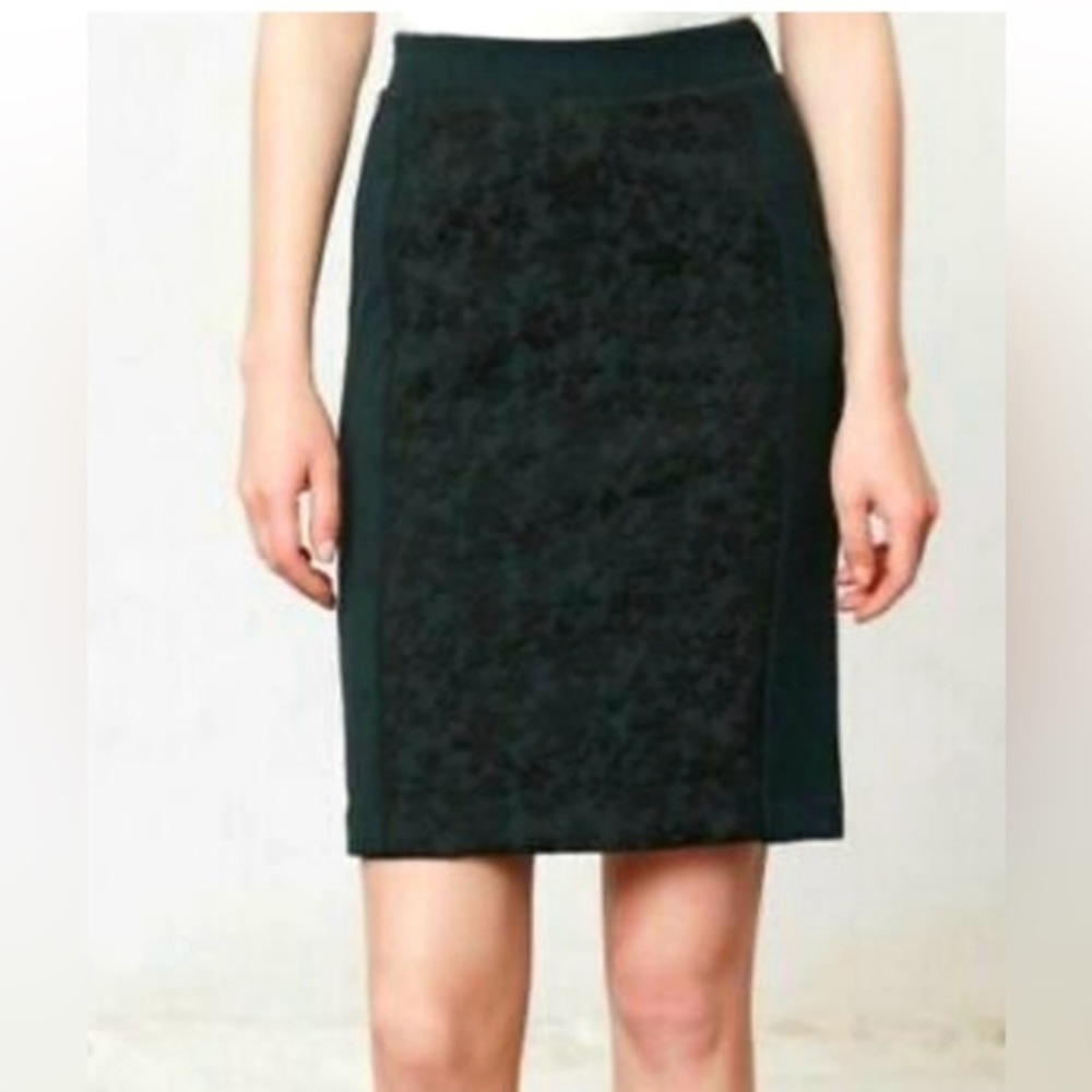 ANTHRO + MOULINETTE SOEURS Dark Green Floral Textured Pencil Skirt‎ Size 2